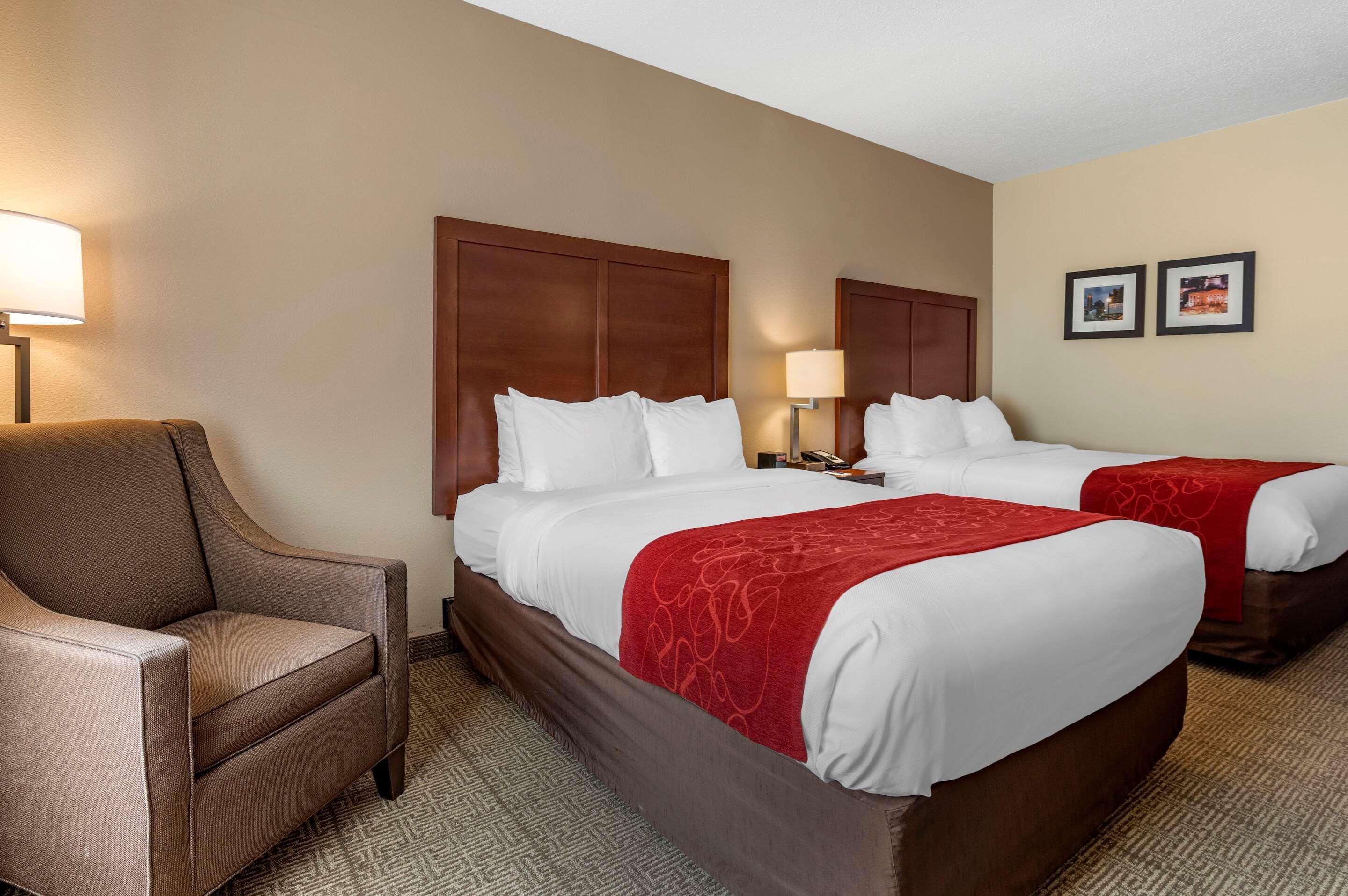 Comfort Suites Columbus West - Hilliard Εξωτερικό φωτογραφία