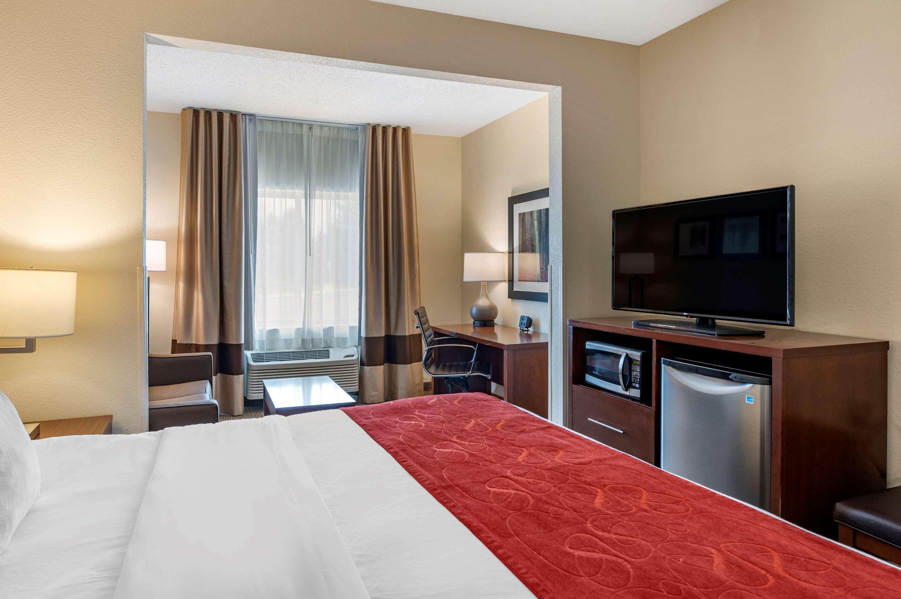 Comfort Suites Columbus West - Hilliard Εξωτερικό φωτογραφία