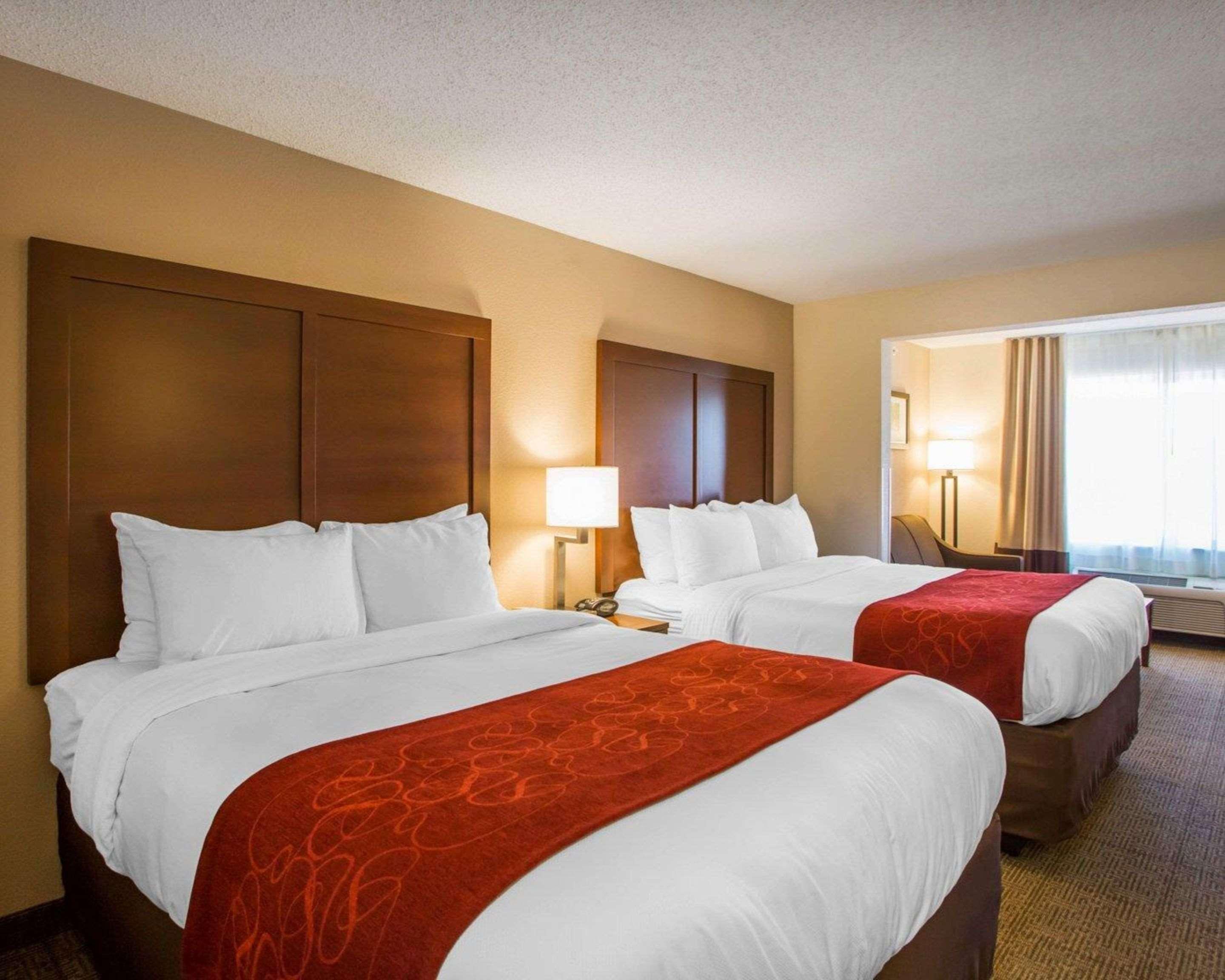 Comfort Suites Columbus West - Hilliard Εξωτερικό φωτογραφία