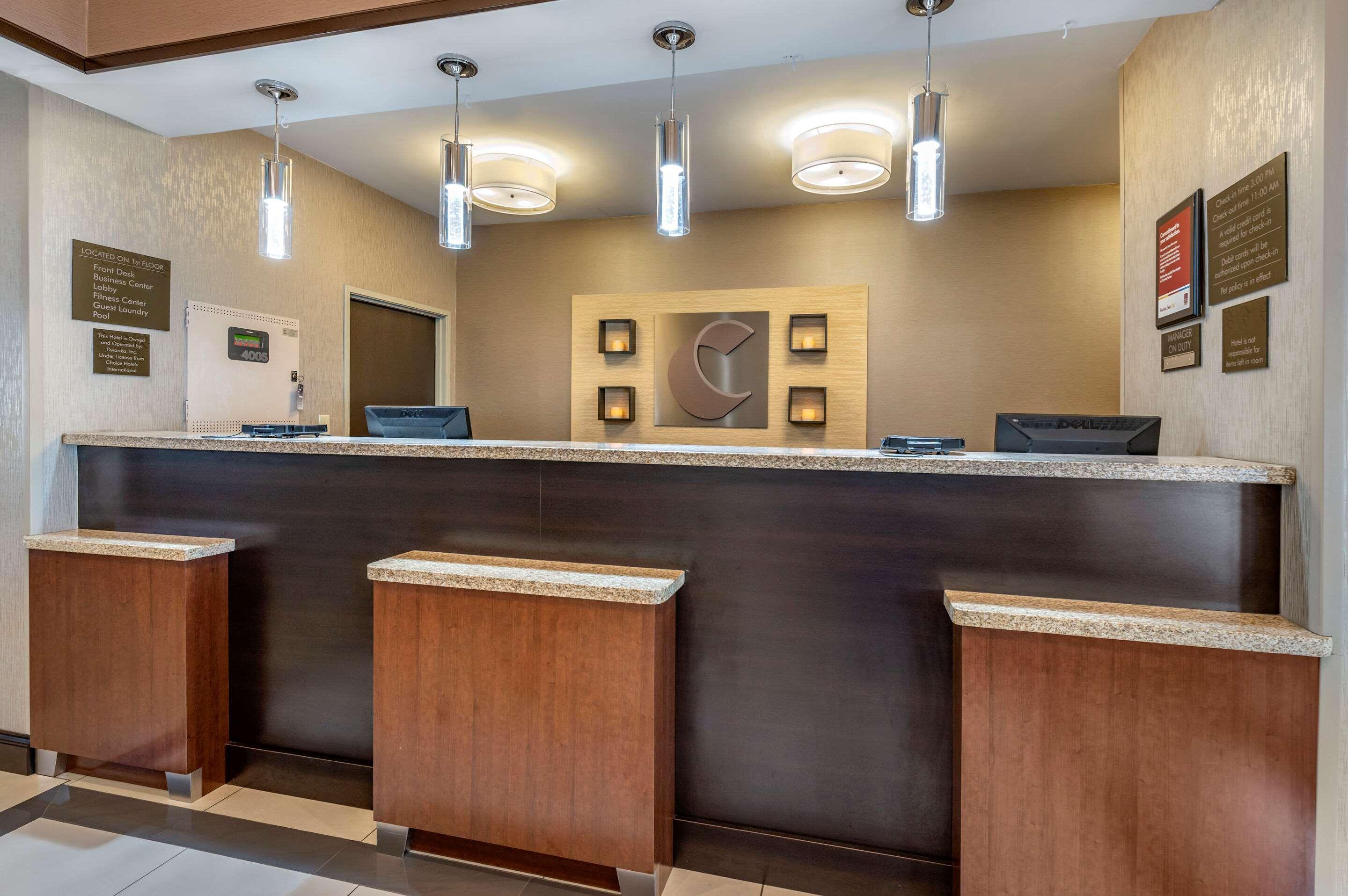 Comfort Suites Columbus West - Hilliard Εξωτερικό φωτογραφία