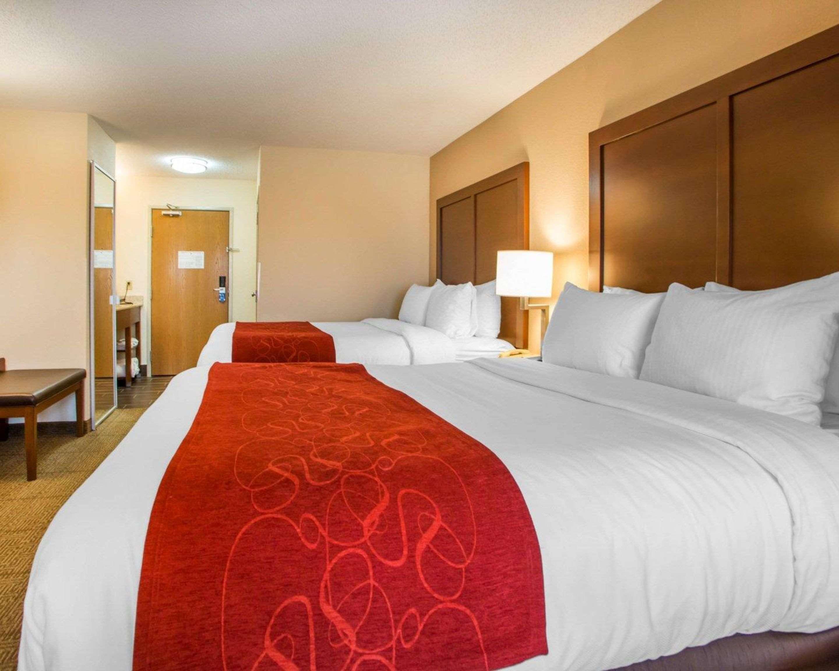 Comfort Suites Columbus West - Hilliard Εξωτερικό φωτογραφία