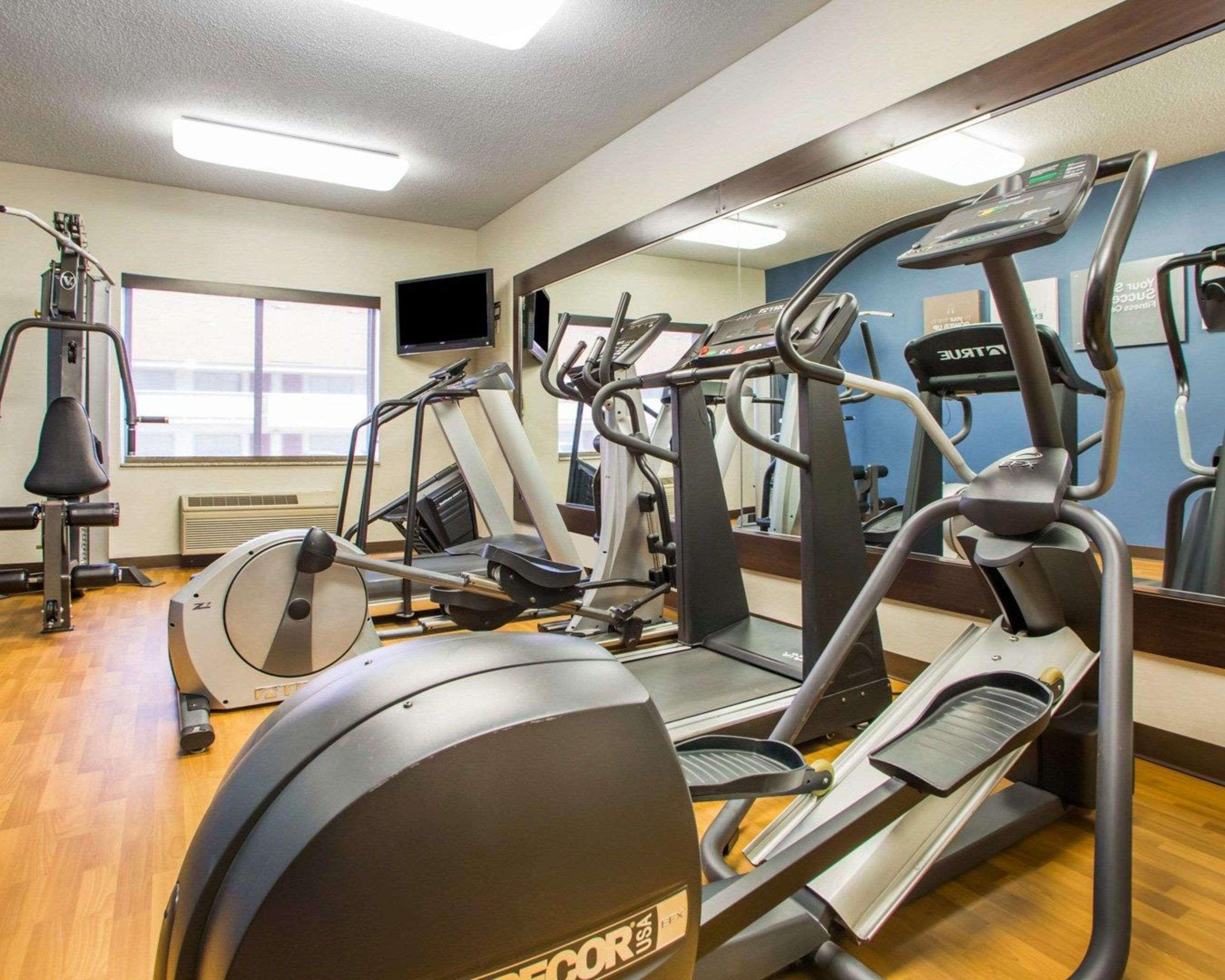 Comfort Suites Columbus West - Hilliard Εξωτερικό φωτογραφία