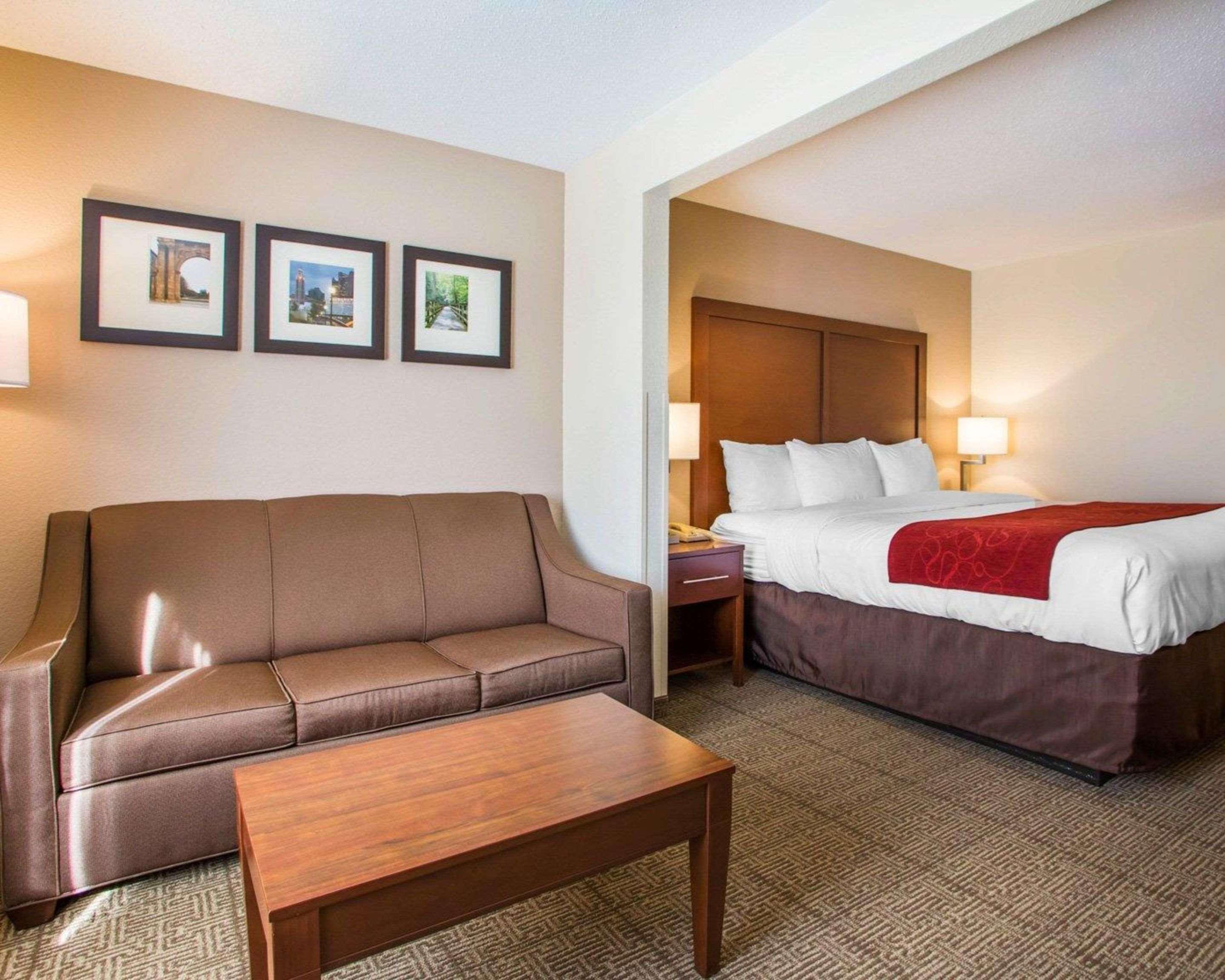 Comfort Suites Columbus West - Hilliard Εξωτερικό φωτογραφία