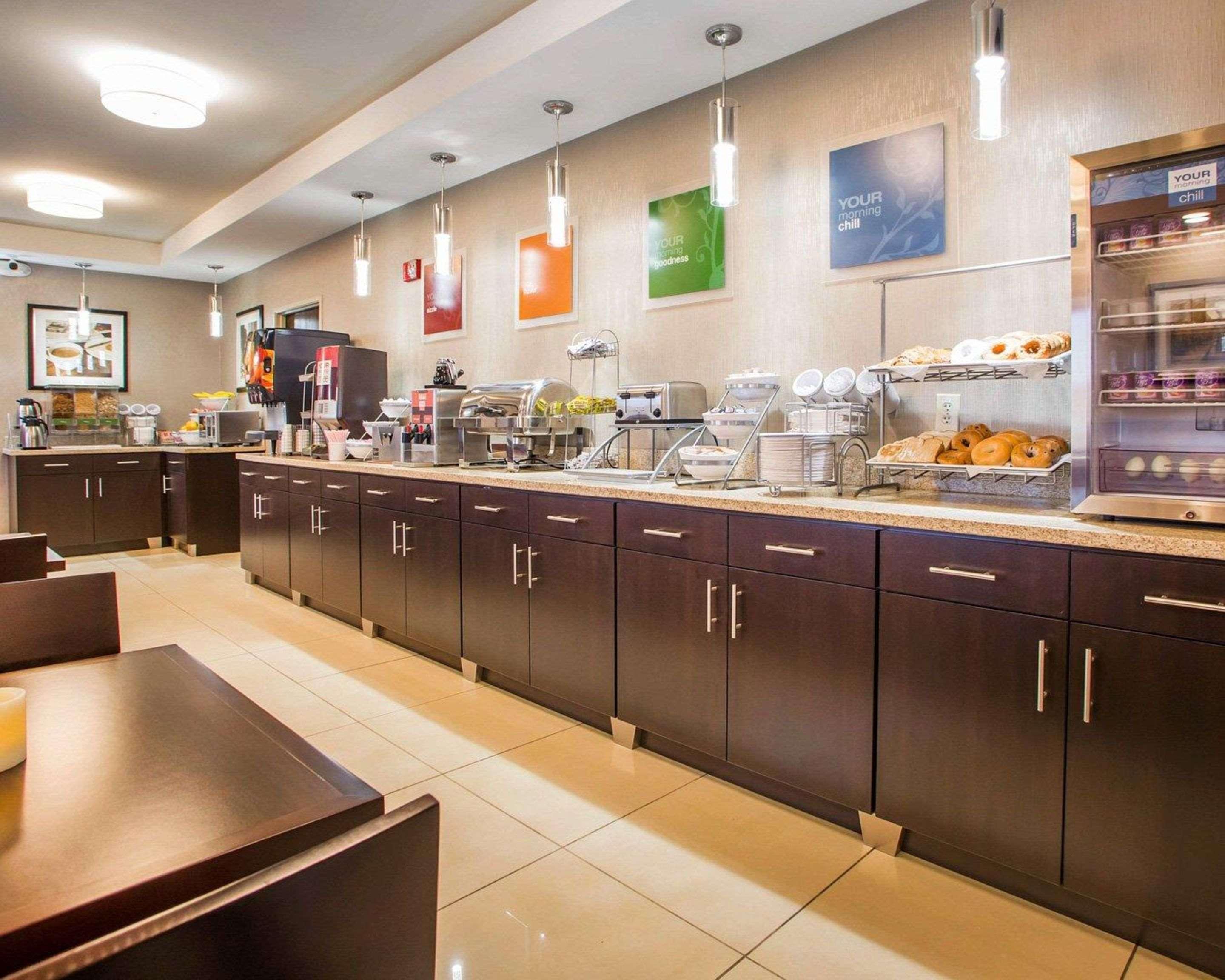 Comfort Suites Columbus West - Hilliard Εξωτερικό φωτογραφία