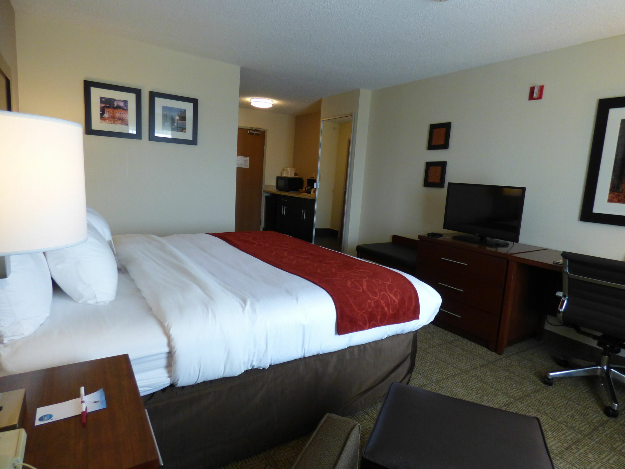 Comfort Suites Columbus West - Hilliard Εξωτερικό φωτογραφία