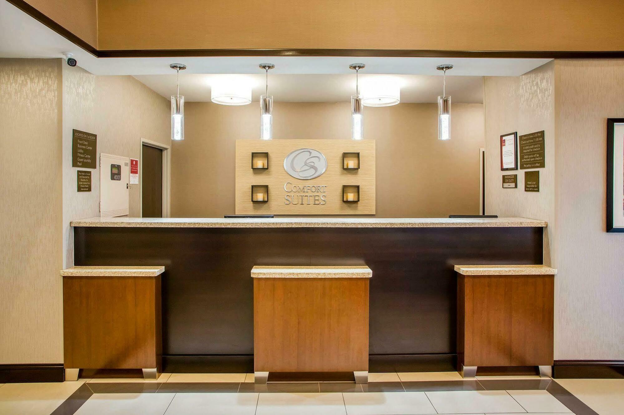 Comfort Suites Columbus West - Hilliard Εξωτερικό φωτογραφία